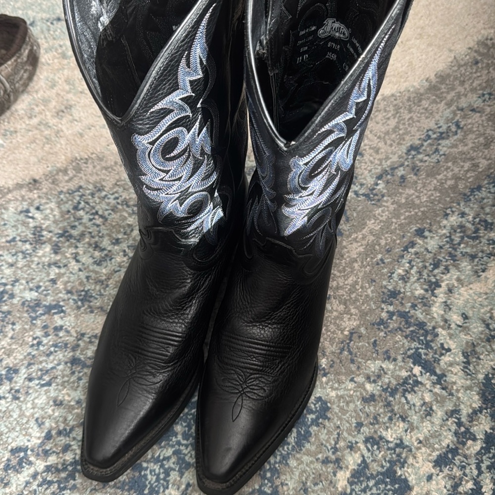 Justin Boots